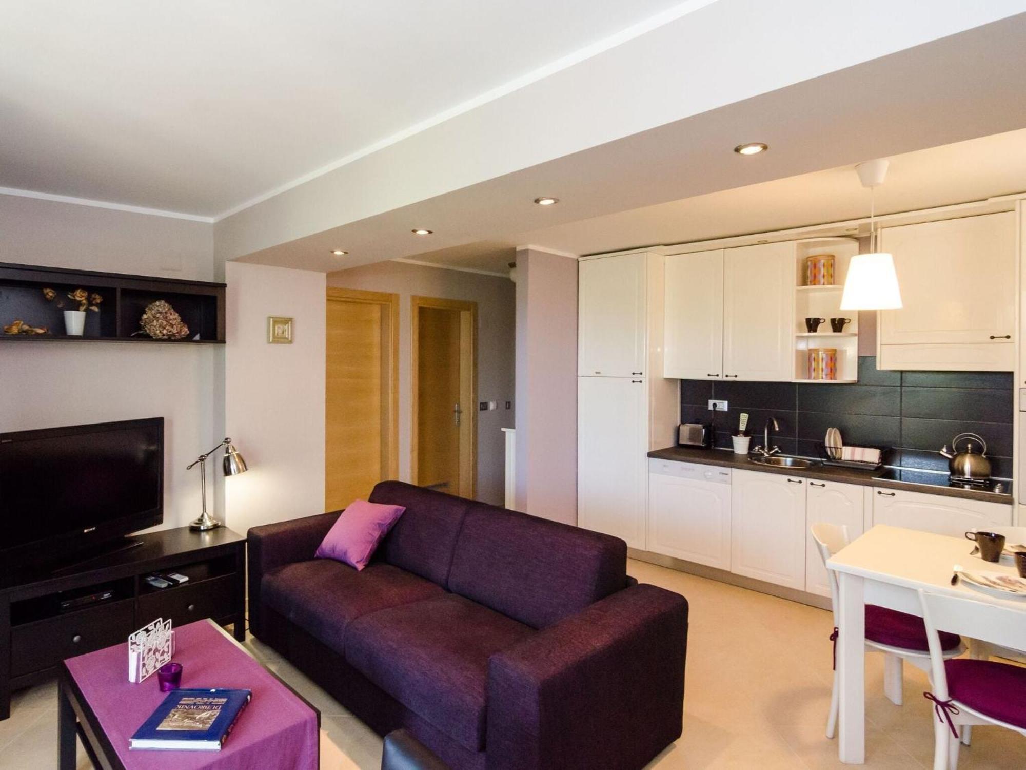 Apartment Gaura - Comfort One-bedroom With Terrace *
